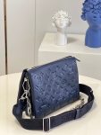 louis-vuitton-coussin-pm-bag-h27-handbags-M20379_PM2_Front-view.png