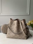 louis-vuitton-bella-mahina-leather-handbags-M57201_PM2_Front-view.png