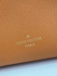 louis-vuitton-on-my-side-mm-tote-bag-autres-high-end-handbags-M59645_PM2_Front-view.png