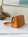 louis-vuitton-buci-epi-leather-handbags-M59459_PM2_Front-view.png
