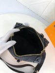 louis-vuitton-petite-malle-souple-monogram-empreinte-bolsas-M45393_PM2_Front-view.png