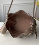 louis-vuitton-bella-mahina-leather-handbags-M57201_PM2_Front-view.png