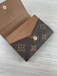 louis_vuitton_card_holder_m638_1620174702_9f51dcd1_progressive.jpg