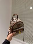 GCBAGS-1-50_b7d19cc4-26a5-4fae-8e23-99cfe8a64f11.png