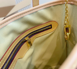 LVBAGS-1-82.png