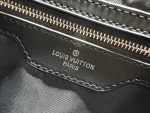 LVBAGS-1-1-93.png