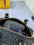 LVBAGS-1-15.png