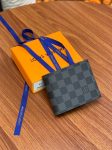 LVBAGS-1-25_9b790ed4-de8f-4eb3-bec9-897b72da9e52.png