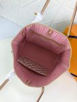 LVBAGS-1-1-9_e7d7c843-0573-49b3-a3f4-4294483b8c3f.png