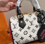 LVBAGS-1-1-59.png