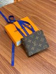 LVBAGS-1-1-4_f2d096c5-baff-4ab8-a8cf-b975769c0ef6.png
