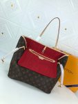 LVBAGS-1-39_4ae4b40b-5263-4c5b-9851-5f6e780c6354.png