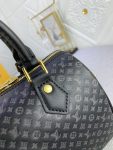 LVBAGS-1-15.png