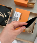 LVBAGS-1-56_6960039f-ebea-4e95-92eb-b1237cb5f04e.png