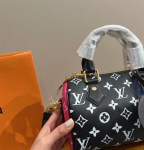 LVBAGS-1-1-58.png