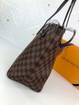 LVBAGS-1-42_92a352cd-00b4-4b53-a0d4-314704eef3f0.png