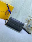 LVBAGS-1-15.png