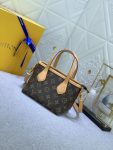 LVBAGS-1-12_91d6ba75-79ab-4155-97b8-2f39dc8966a3.png
