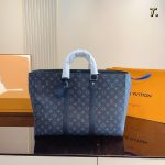 louis-vuitton-lv-sac-plat-24h-b.jpg