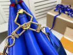 Louis-Vuitton-Coussin-PM-Blue-Red01.jpg