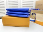 Louis-Vuitton-Coussin-PM-Blue-Red01.jpg