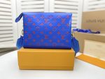 Louis-Vuitton-Coussin-PM-Blue-Red01.jpg