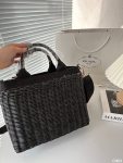 LVBAGS-1-31-1.png