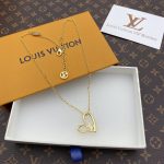 louis-vuitton-fall-in-love-necklace-s00-fashion-jewelry-M00465_PM2_Front-view.webp