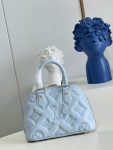 louis-vuitton-alma-bb-bubblegram-leather-handbags-M59822_PM2_Front-view.png