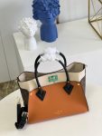 louis-vuitton-on-my-side-mm-tote-bag-autres-high-end-handbags-M59645_PM2_Front-view.png