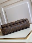 louis-vuitton-pochette-metis-monogram-handbags-M44875_PM2_Front-view.png