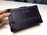 LVBAGS-1-1-9_82ceafa2-867c-4125-a23c-41ff91167e5c.png