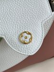 louis-vuitton-capucines-mini-bag-capucines-handbags-M59864_PM2_Front-view.png