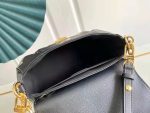 louis-vuitton-favorite-bicolor-monogram-empreinte-leather-handbags-M45859_PM2_Front-view.png