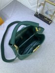 louis-vuitton-capucines-bb-bag-capucines-g01.png