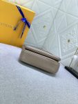 louis-vuitton-new-wave-chain-bag-tg01.jpg