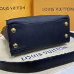 louis-vuitton-on-my-side-pm-high-end-leathers-handbags-M57728_PM2_Front-view.webp