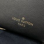 louis-vuitton-on-my-side-pm-high-end-leathers-handbags-M57728_PM2_Front-view.webp