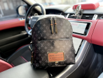 LVBAGS-1-230.png
