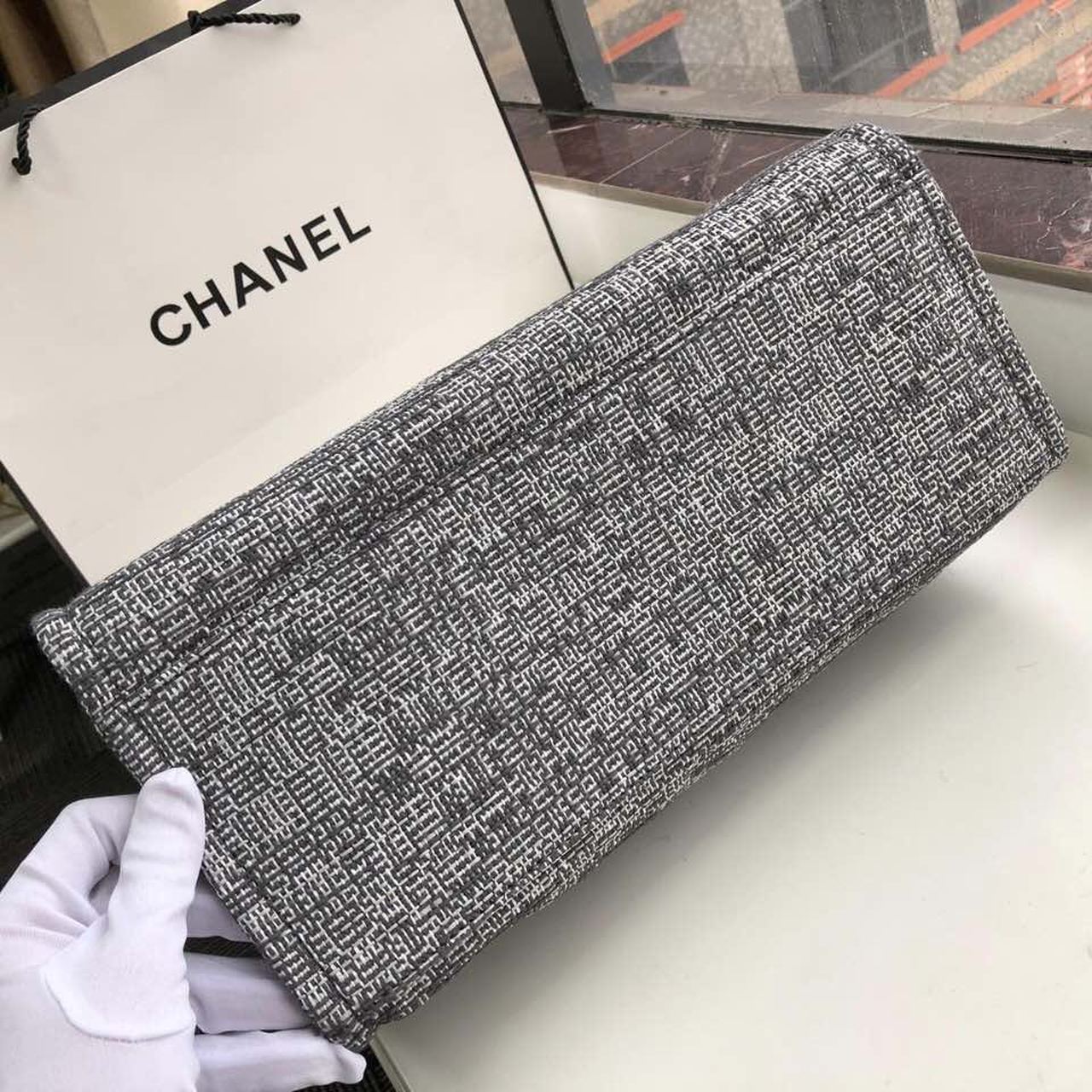 CHANEL BLACK DEAUVILLE TOTE RAFFIA CANVAS BAG