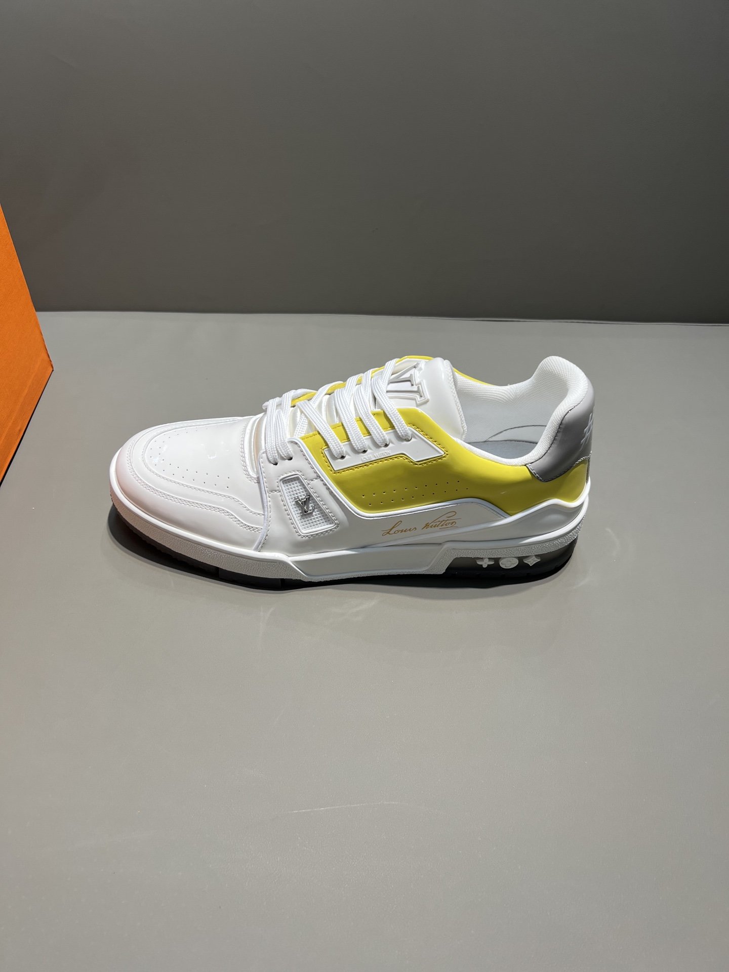 Louis Vuitton Trainer Sneaker WhiteYellow Virgil Abloh
