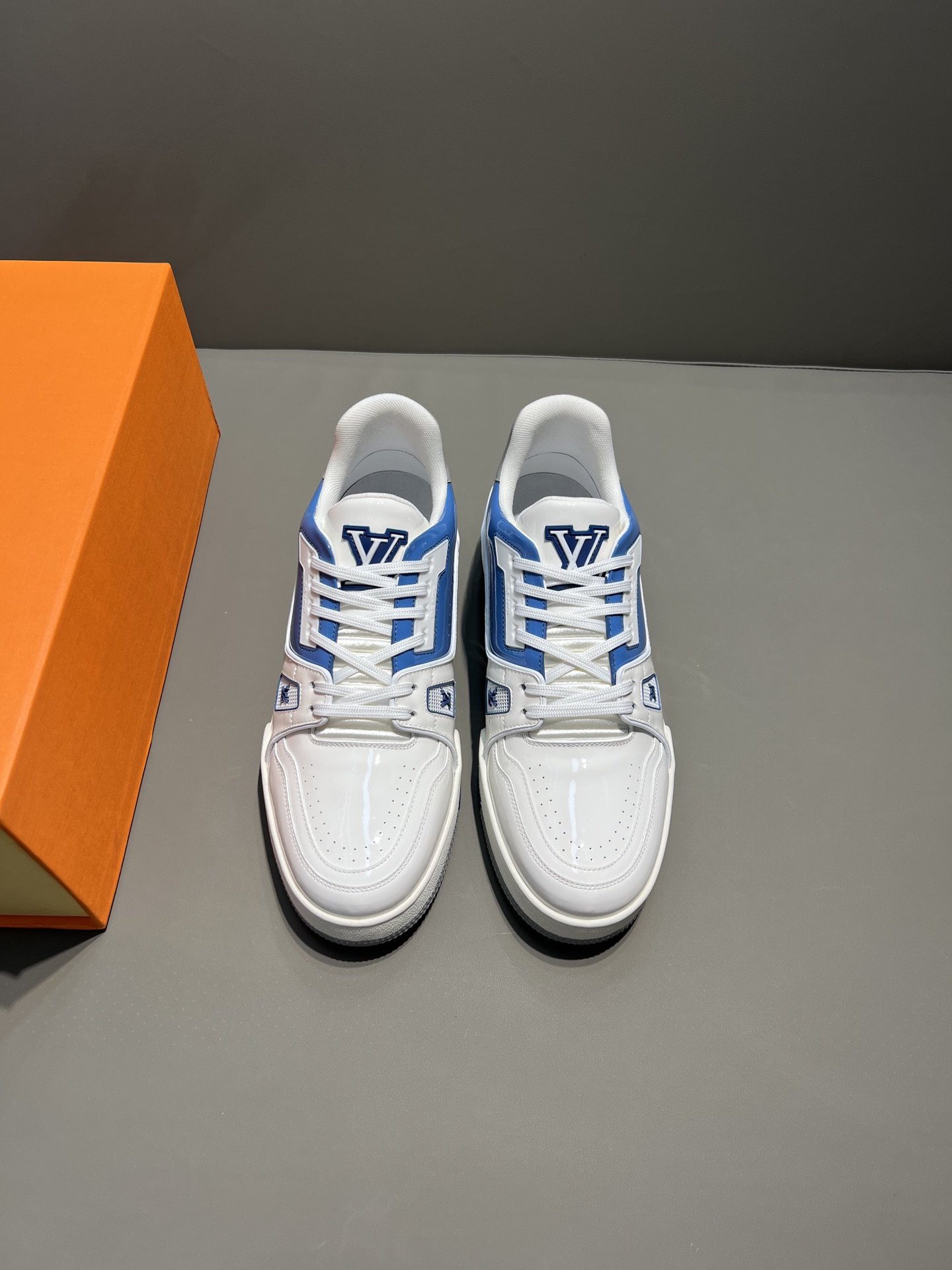 Louis Vuitton Trainer Sneaker WhiteBlue Virgil Abloh