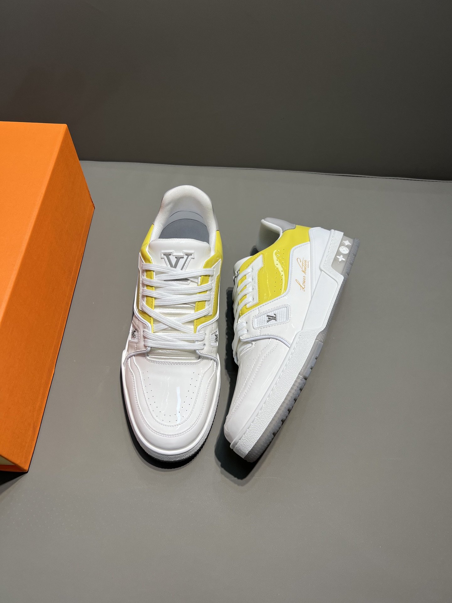 Louis Vuitton Trainer Sneaker WhiteYellow Virgil Abloh