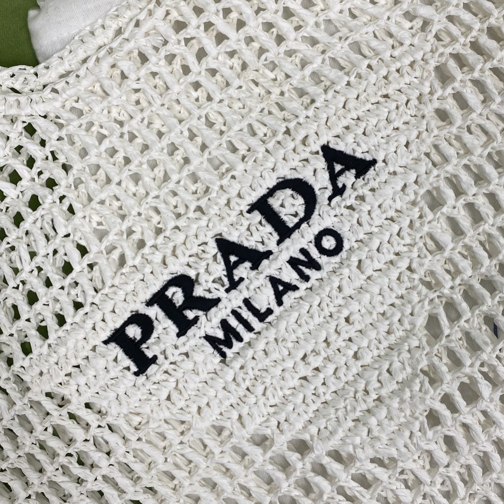 PRADA WHITE RAFFIA TOTE BAG