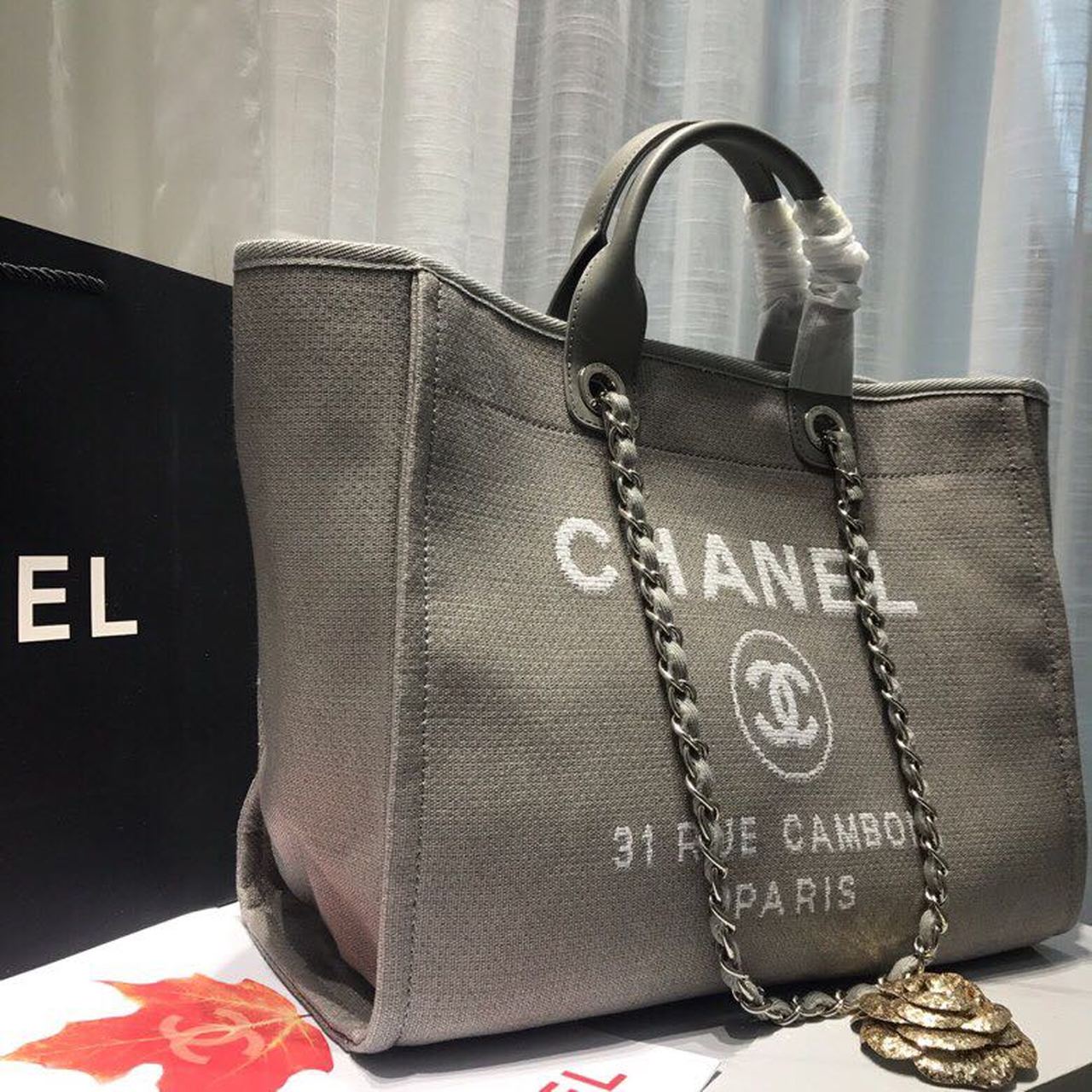 CHANEL GREY DEAUVILLE TOTE TWEED CANVAS BAG