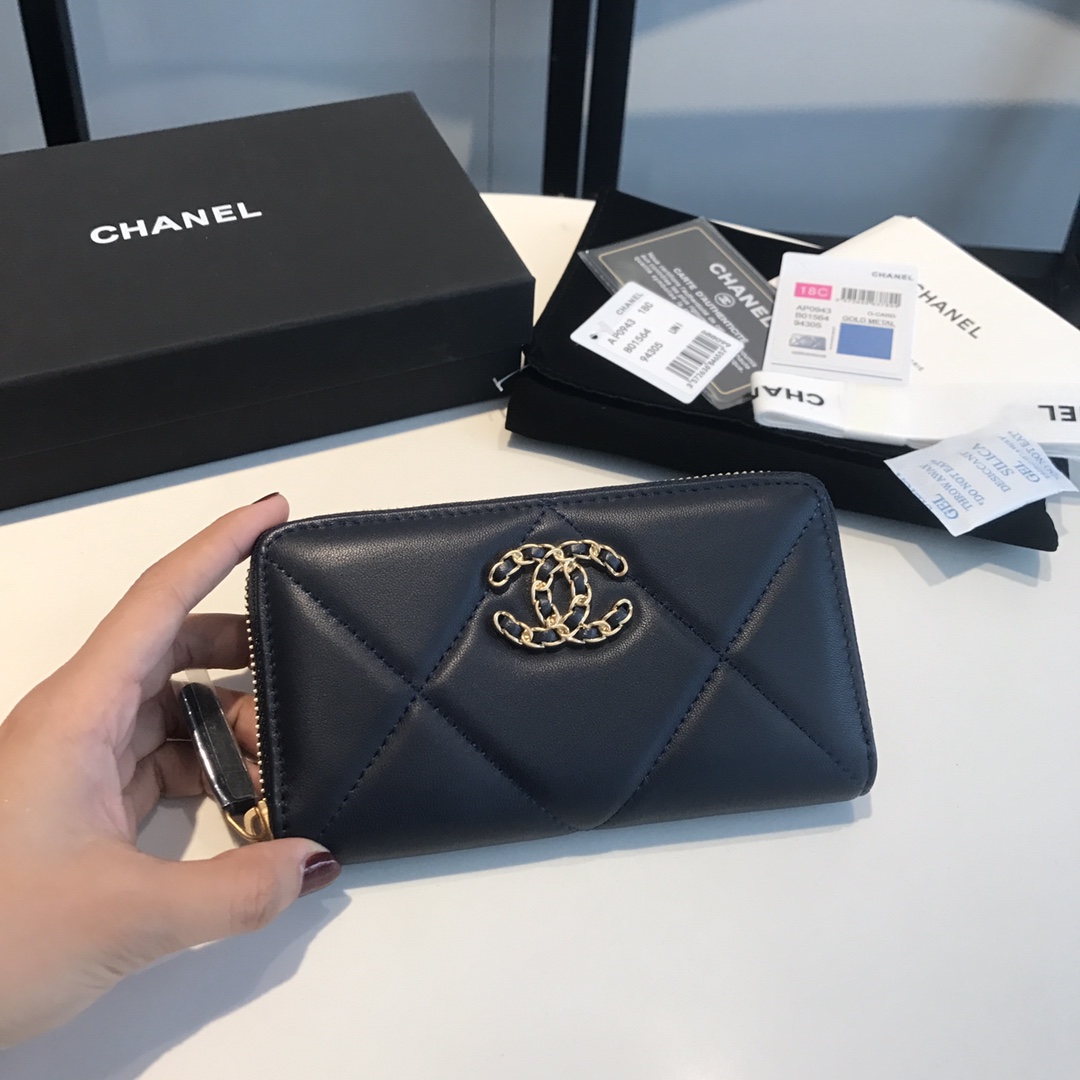 CHANEL RED BLACK WALLET 16.5CM