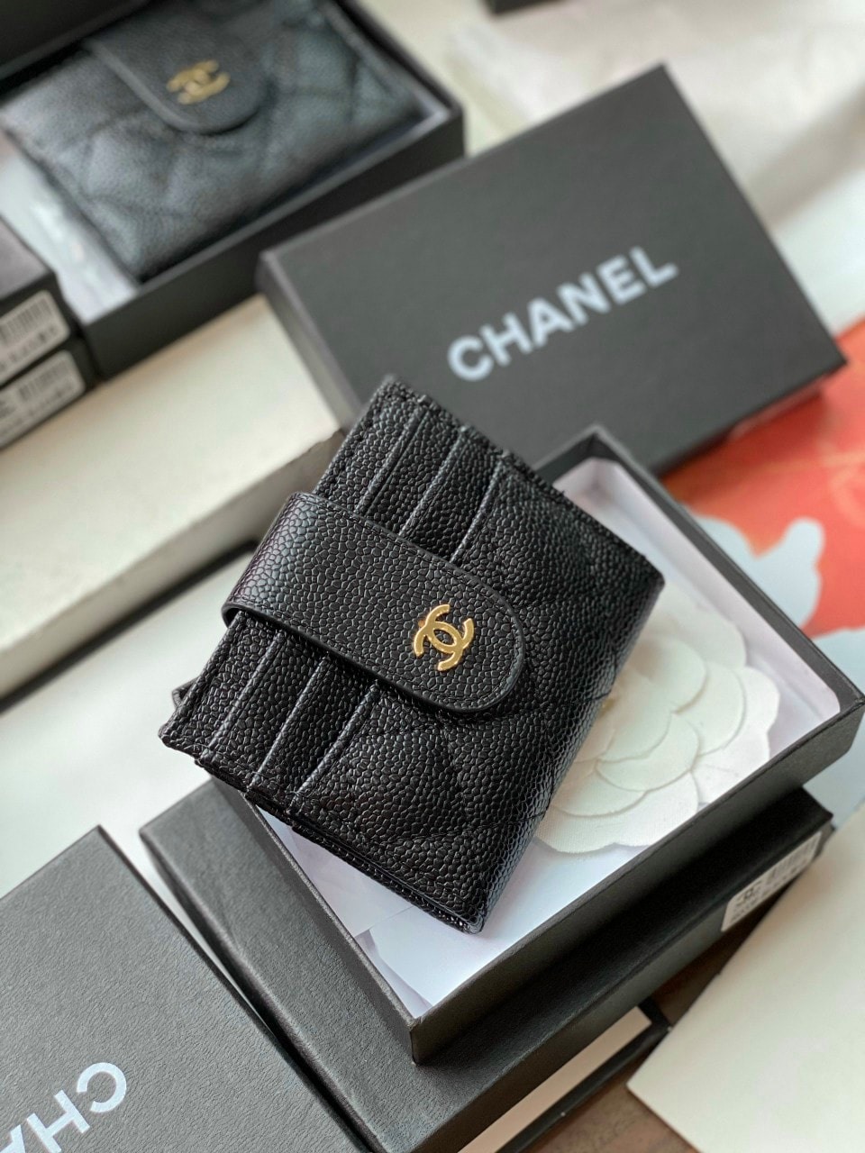 CHANEL CARD HOLDER BLACK WITH GOLD HARDWARE 12CM