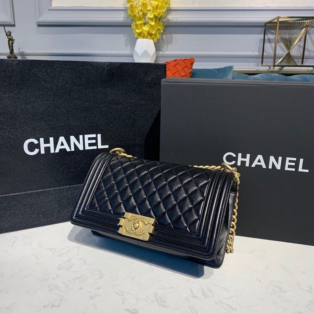 CHANEL BOY HANDBAG GOLD TONED HARDWARE BLACK 9.8IN/25CM