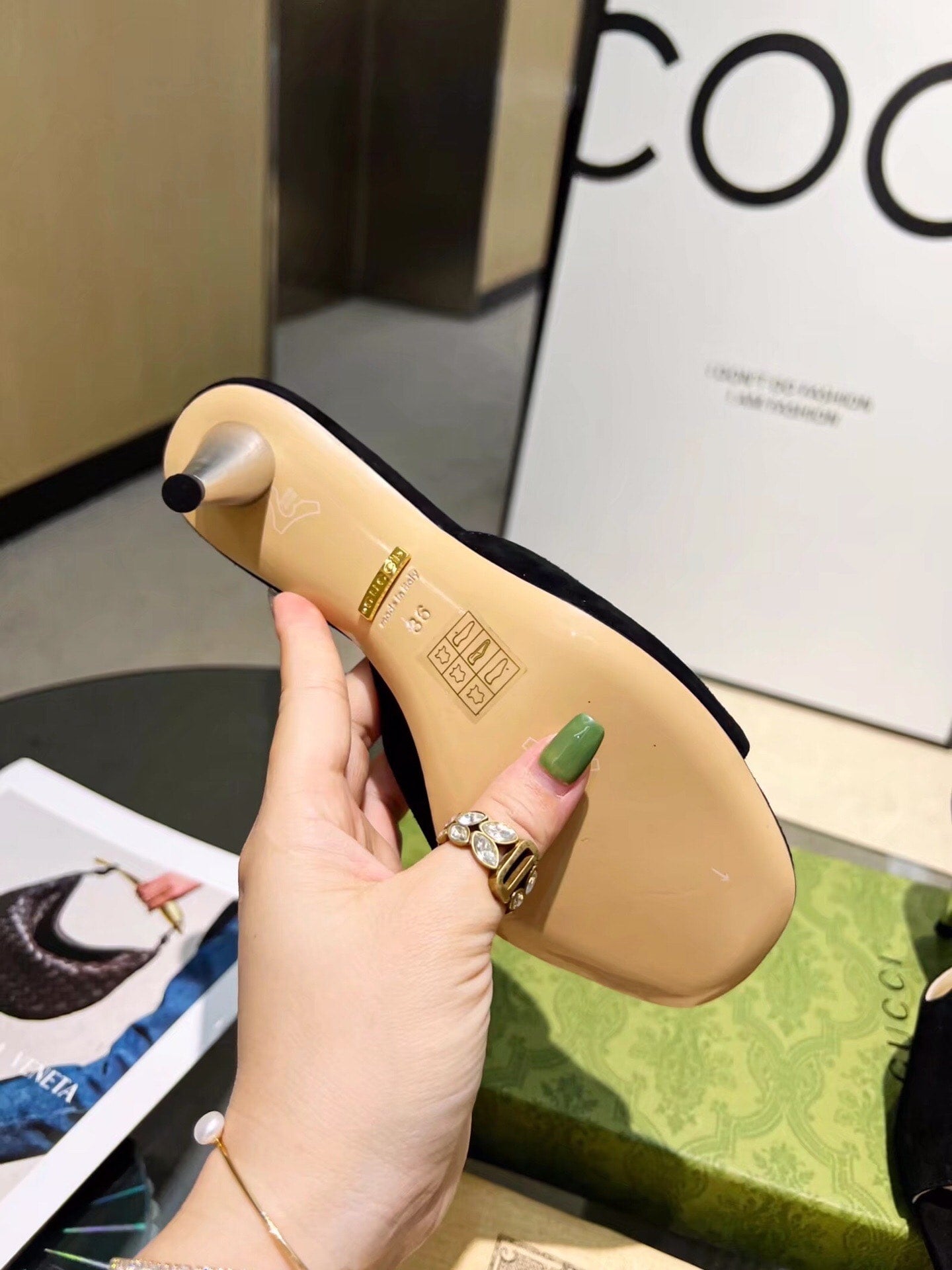 SANDAL GUCCI BLONDIE SLIDE SANDAL BLACK