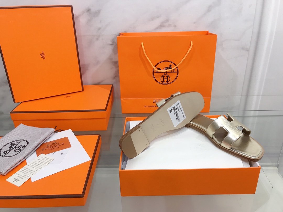 HERMES GOLD SANDAL ORAN